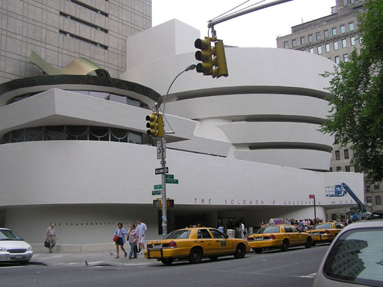 Guggenheim-museum-exterior